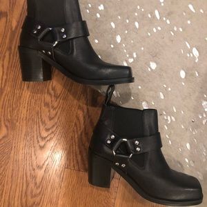 LF Square toe booties